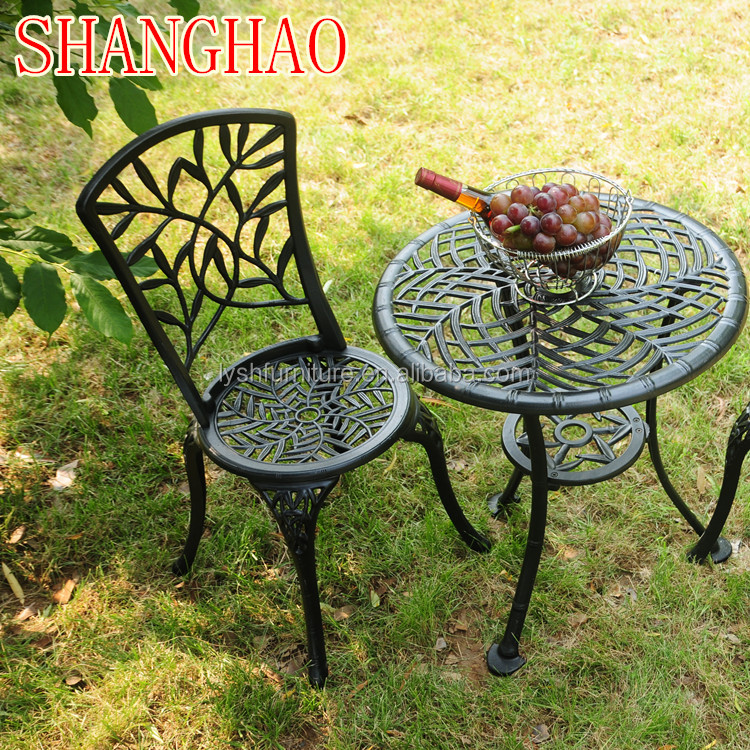 Durable Cast Aluminum 3-Piece  - đánh giá và giá Bistro Table Set